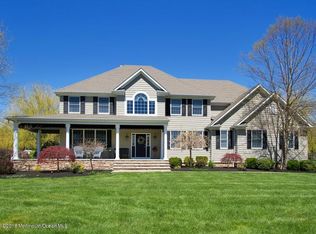 351 Karen Ct, Freehold, NJ 07728