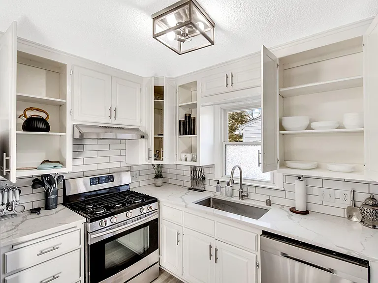 7709 Minnetonka Blvd — Photo 15