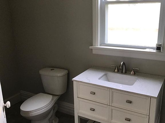1st floor bathroom