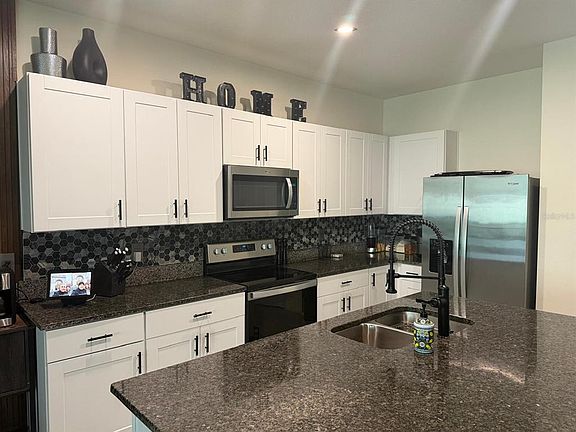 5th image of 1346 ISLETA LOOP