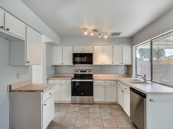 2nd image of 15818 N 23rd Ave