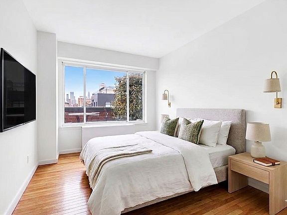 5th image of 259 Elizabeth St #Phd