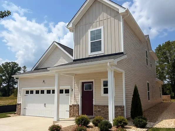 9004 Szalay Ln, Ashland, VA 23005