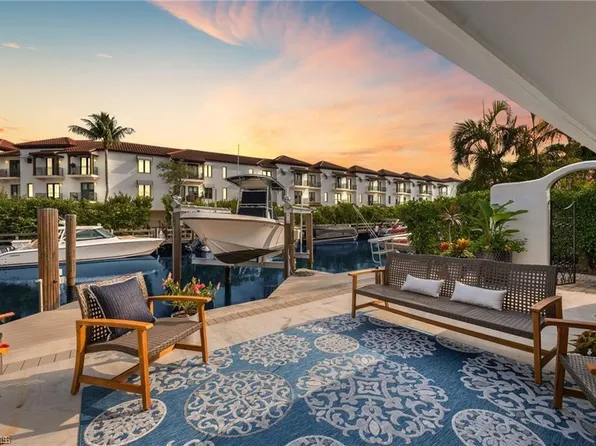 1435 Curlew Ave, Naples, FL