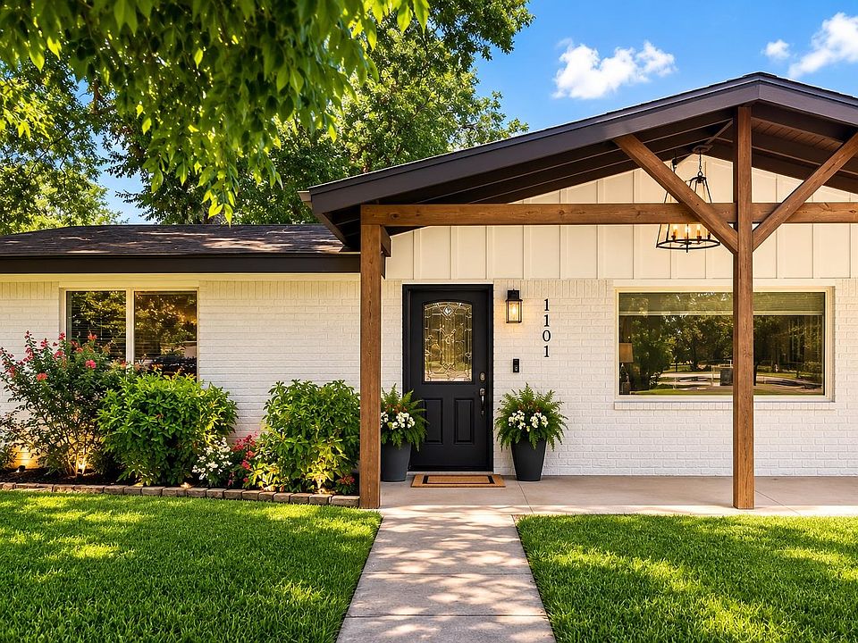 1st image of 1101 Hackberry Drive