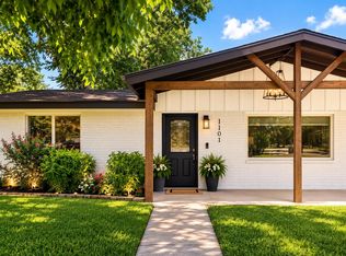 1101 Hackberry Drive, Marble Falls, TX 78654