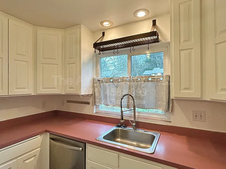 5462 SW Murray Blvd — Photo 31