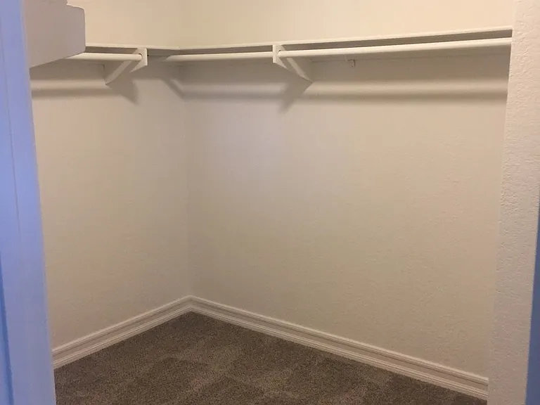 3bed,2bath townhome. Half off rent for January 2024! — Photo 12