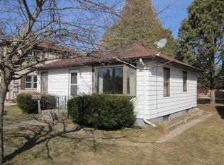 1830 31st St, Two Rivers, WI 54241