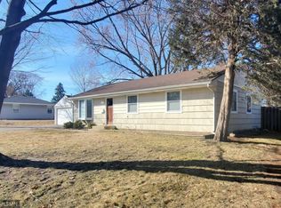 2218 89th St W, Bloomington, MN 55431