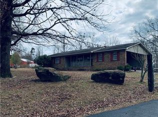 11042 Hagler Coaling Rd, Cottondale, AL 35453