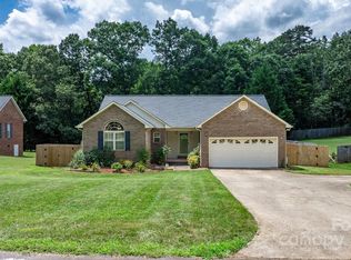 5473 Twelve Oak Ln, Conover, NC 28613