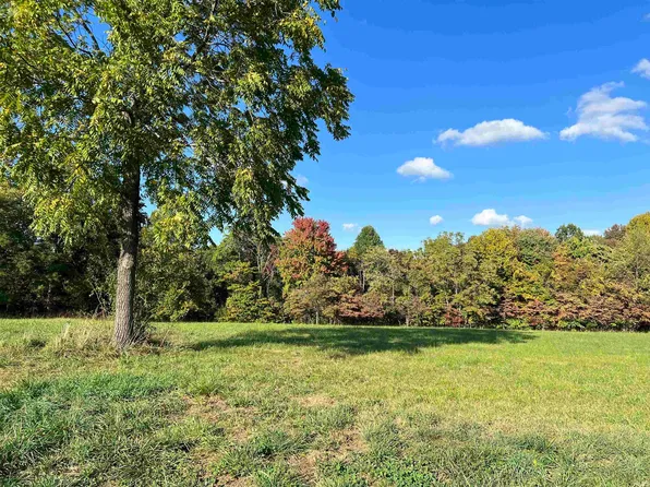 11062 E Wright Rd, Springville, IN 47462