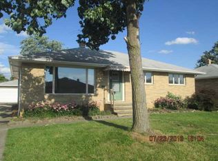 4721 Brook Ln, Brooklyn, OH