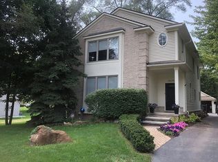 19675 Clement Rd, Northville, MI 48167