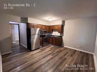 14 Rushmore Rd APT 2, Fox Lake, IL 60020