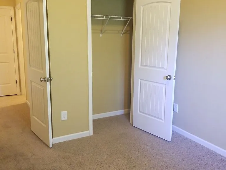 3008 Bonnes Dr — Photo 8