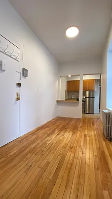 Rented by Compass | media 13