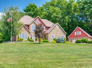 10225 Questa Ct, Wadsworth, OH 44281
