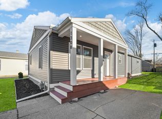 1308 Marion Ave, Saint Joseph, MI 49085