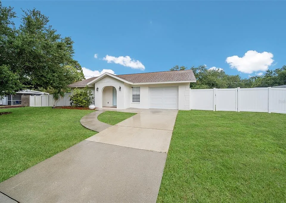 643 Mobile Rd