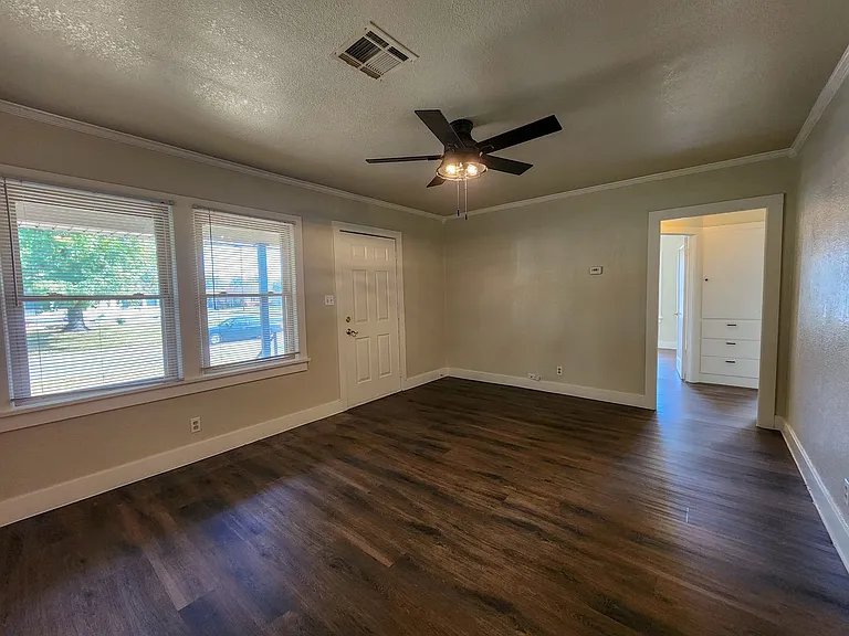 1002 Overland Ct — Photo 39