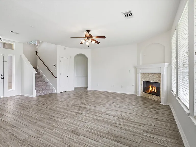 11307 Grand Creek Ln — Photo 10