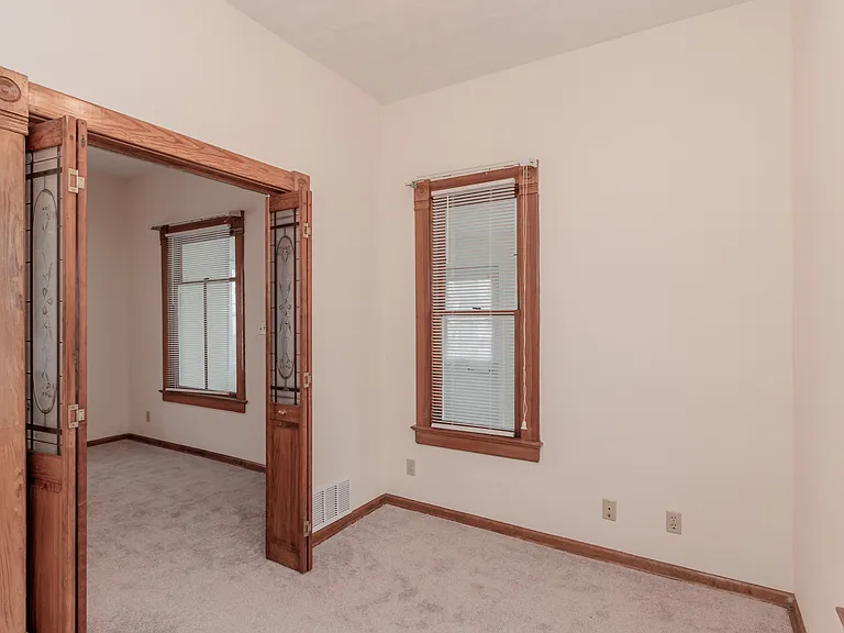 446 E St — Photo 19