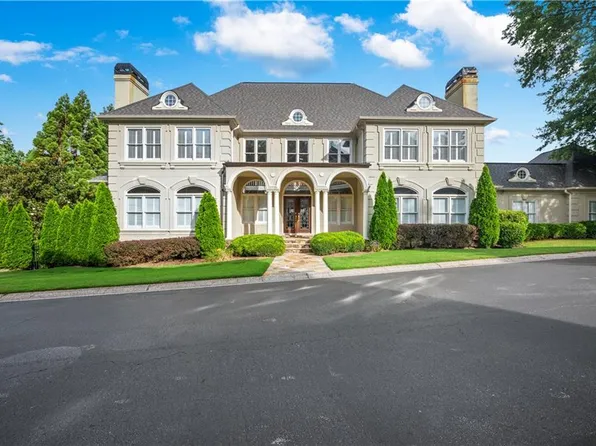 2204 Iron Gate Dr SE, Smyrna, GA 30080