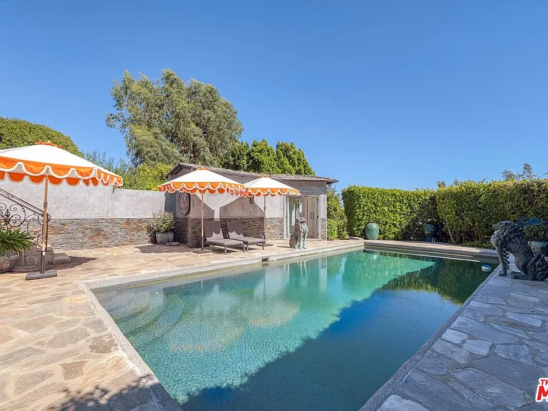 1300 Summitridge Dr — Photo 22