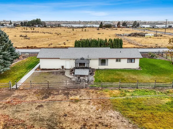 7589 Redmond Road NE, Moses Lake, WA 98837