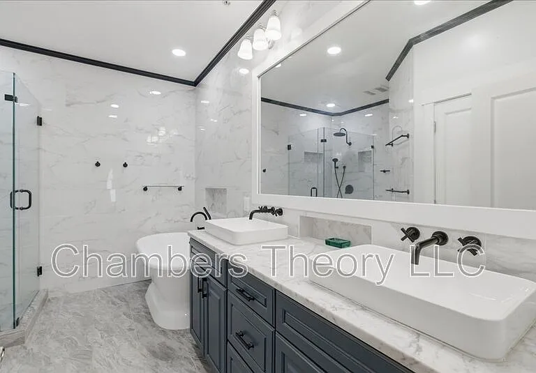 2735 Linden Ln — Photo 19