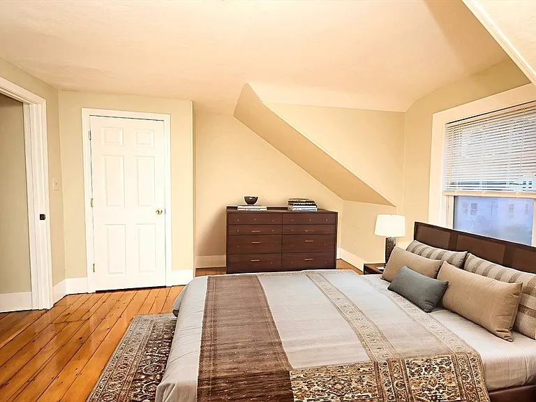 30 Sheppard Ave #30 — Photo 10