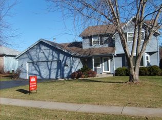 1922 Highridge Rd, Rockford, IL 61108