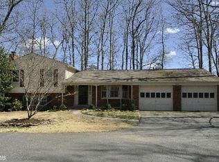 2902 Woodfern Ct, Woodbridge, VA 22192