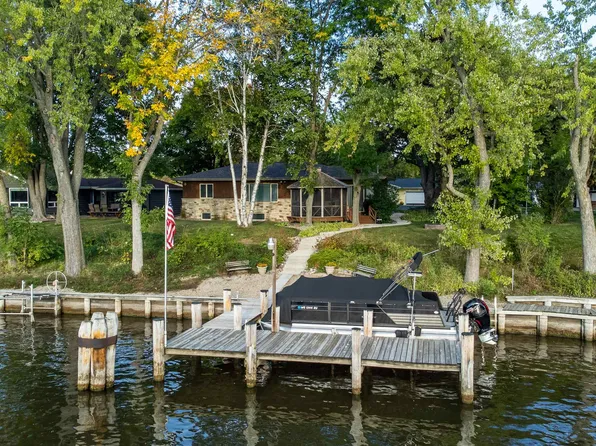 503 S River Rd, Fremont, WI 54940