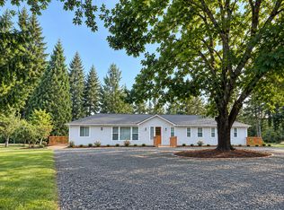 1094 Schaffran Rd, Castle Rock, WA 98611