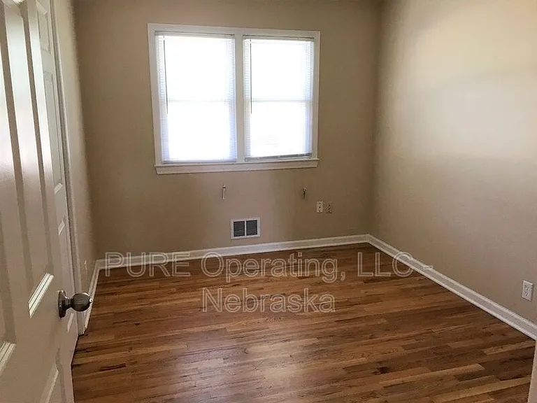 3341 S 89th St — Photo 10