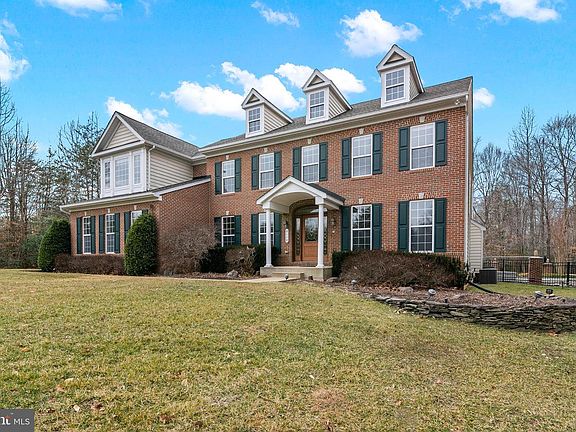 2nd image of 8110 Tiverton Dr