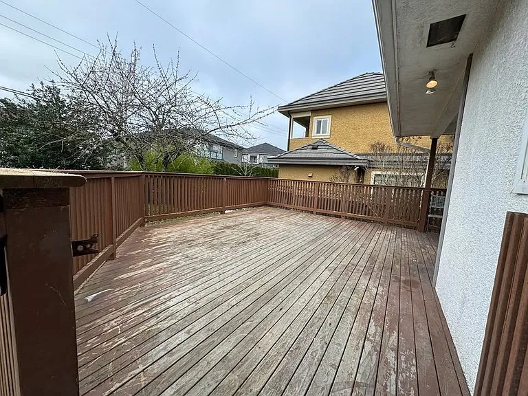 8400 Fairhurst Rd — Photo 15