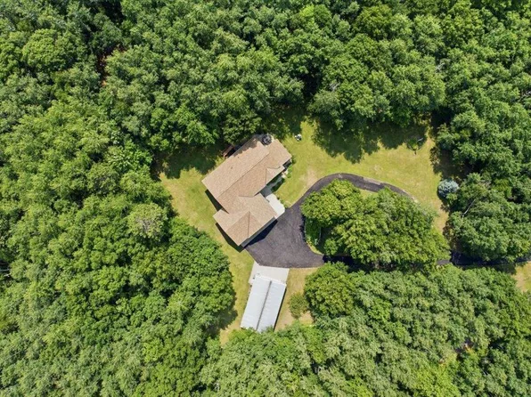 10157 Pin Oak Ln, Brainerd, MN 56401