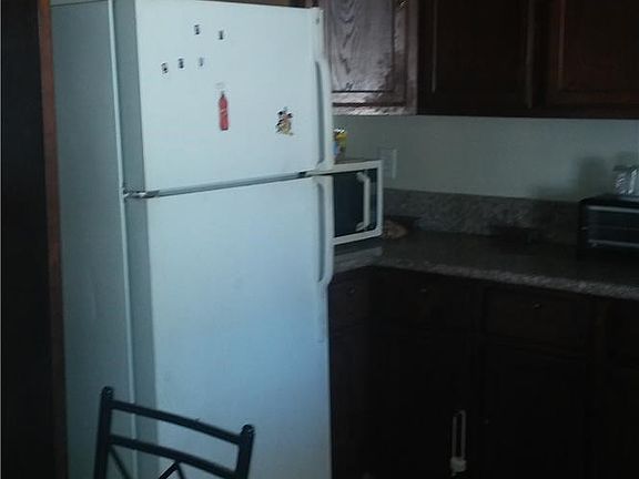 4th image of 1235 E 6th St