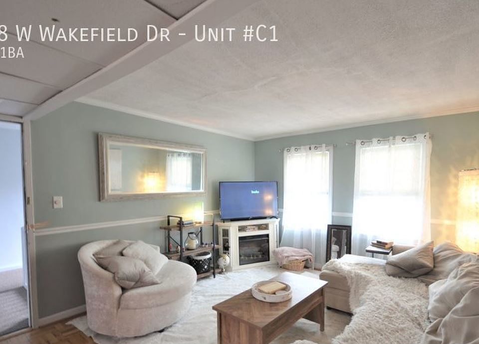 Living room with main entrance
