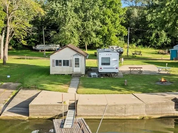 1246 N River Rd, Byron, IL 61010