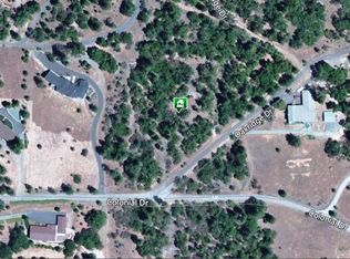 876 Colonial Dr, Grants Pass, OR 97526