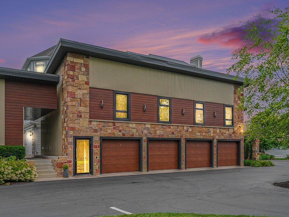 1st image of 2316 E Winona Ave