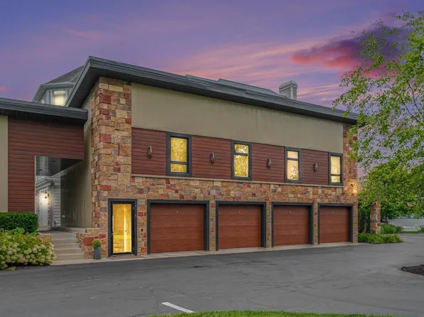 2316 E Winona Ave, Winona Lake, IN 46590