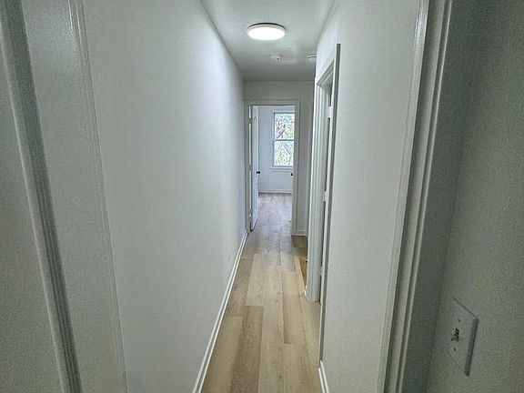 3rd image of 2425 N Sydenham St