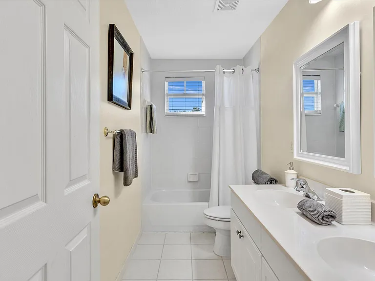 4194 Bluff Harbor Way — Photo 46