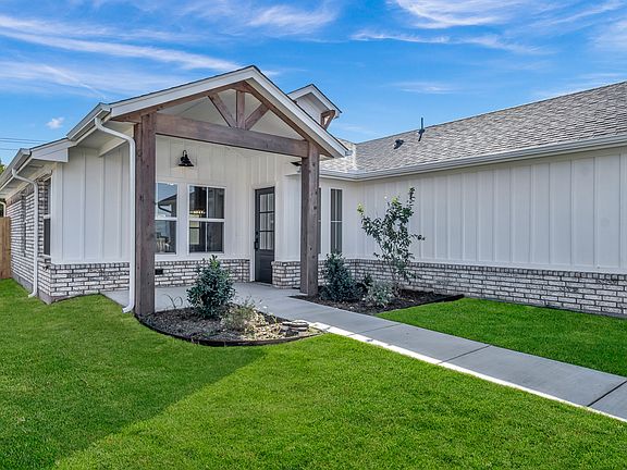 Farmhouse Front Porch